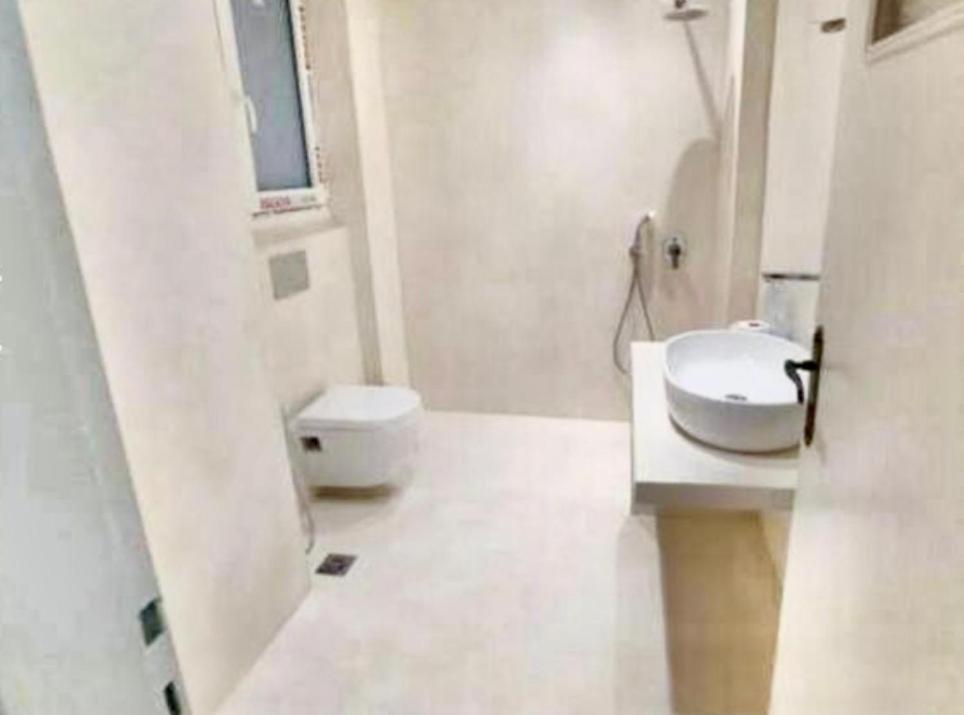 Economy Shared Apartment E In Central Atenas Exterior foto